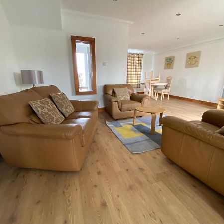 Pure Apartments Fife - Dunfermline West Oakley  Εξωτερικό φωτογραφία